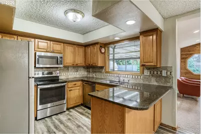 307 NE 110th St, Vancouver, WA 98685 - Photo 11