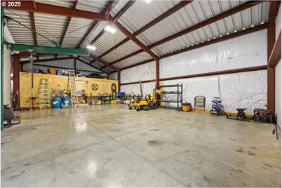 445 Hatfield Dr, Roseburg, OR 97470 - Photo 33