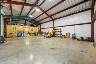 445 Hatfield Dr, Roseburg, OR 97470 - Photo 33