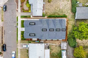 9292 N New York Ave, Portland, OR 97203 - Photo 13