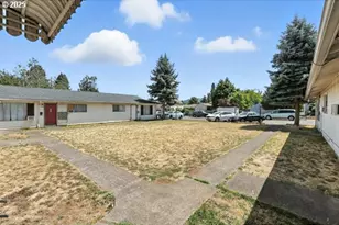 8503 SE Insley St, Portland, OR 97266 - Photo 5