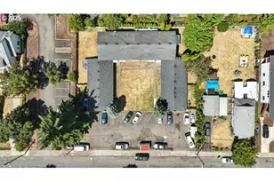 8503 SE Insley St, Portland, OR 97266 - Photo 13