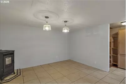 376 Olalla Rd, Toledo, OR 97391 - Photo 15