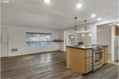 376 Olalla Rd, Toledo, OR 97391 - Photo 9