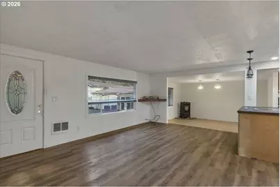 376 Olalla Rd, Toledo, OR 97391 - Photo 5