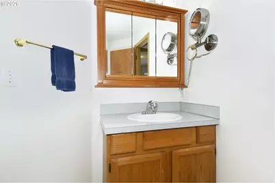 762 2nd St, Woodland, WA 98674 - Photo 13