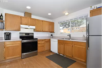 762 2nd St, Woodland, WA 98674 - Photo 3