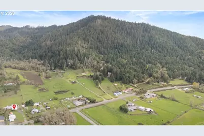 11304 Tiller Trail Hwy, Days Creek, OR 97429 - Photo 27