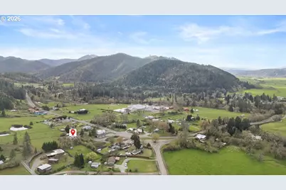 11304 Tiller Trail Hwy, Days Creek, OR 97429 - Photo 25