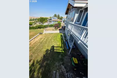 936 Richmond St, The Dalles, OR 97058 - Photo 13