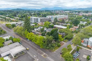 404 SW 6th St, Corvallis, OR 97333 - Photo 21