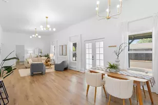 2541 SE 136th Ave, Portland, OR 97236 - Photo 3