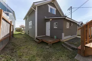 625 S 9th St, Coos Bay, OR 97420 - Photo 19