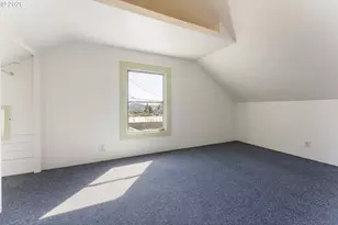 625 S 9th St, Coos Bay, OR 97420 - Photo 15