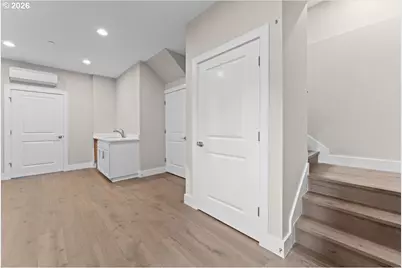 9824 SW 34th Pl, Portland, OR 97219 - Photo 15