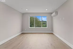9824 SW 34th Pl, Portland, OR 97219 - Photo 9