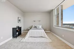 1920 S River Dr, Portland, OR 97201 - Photo 31