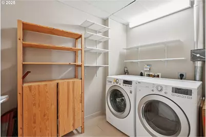 1920 S River Dr #1204, Portland, OR 97201 - Photo 39