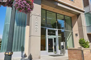 1920 S River Dr, Portland, OR 97201 - Photo 3