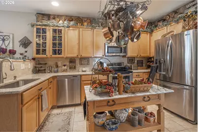 981 Wild Rose Ct, Independence, OR 97351 - Photo 3