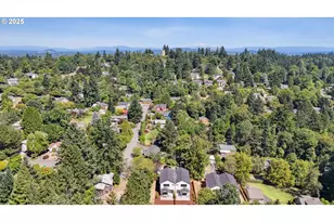 9375 SW 8th Ave, Portland, OR 97219 - Photo 43