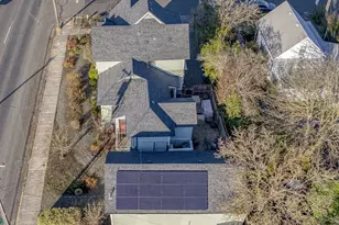 206 NE 10th St, McMinnville, OR 97128 - Photo 45