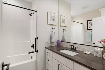 1408 Princeton Ave, Silverton, OR 97381 - Photo 17