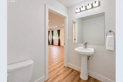 16317 SE Salmon St #B, Portland, OR 97233 - Photo 9