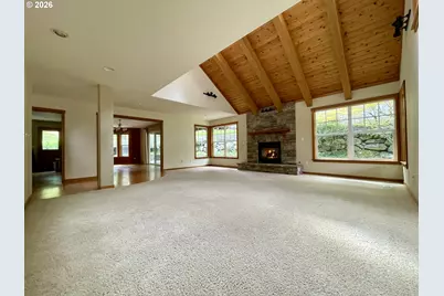14275 Uplands Dr, Lake Oswego, OR 97034 - Photo 17