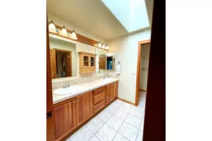 14275 Uplands Dr, Lake Oswego, OR 97034 - Photo 25