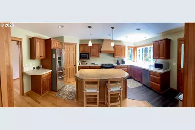 14275 Uplands Dr, Lake Oswego, OR 97034 - Photo 11