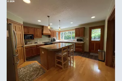 14275 Uplands Dr, Lake Oswego, OR 97034 - Photo 7