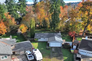 3235 Crocker Rd, Eugene, OR 97404 - Photo 3