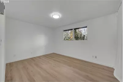 3235 Crocker Rd, Eugene, OR 97404 - Photo 27