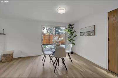 3235 Crocker Rd, Eugene, OR 97404 - Photo 13