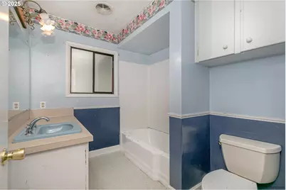 1533 SW Fairview Ave, Dallas, OR 97338 - Photo 19