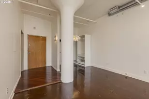 1314 NW Irving St, Portland, OR 97209 - Photo 21