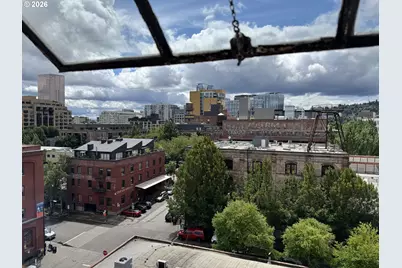 1314 NW Irving St #605, Portland, OR 97209 - Photo 9