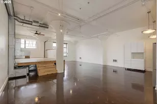 1314 NW Irving St, Portland, OR 97209 - Photo 15
