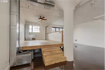 1314 NW Irving St #605, Portland, OR 97209 - Photo 5