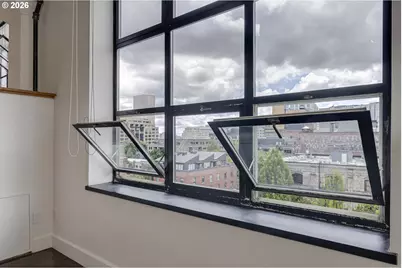 1314 NW Irving St #605, Portland, OR 97209 - Photo 7
