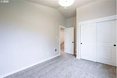 4537 SE 97th Ave, Portland, OR 97266 - Photo 13