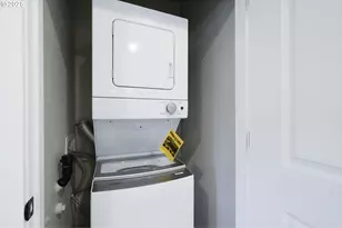 4537 SE 97th Ave, Portland, OR 97266 - Photo 11