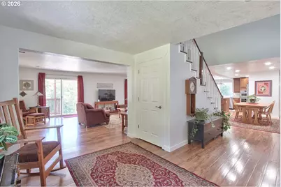 16832 S Stone Hill Dr, Molalla, OR 97038 - Photo 5