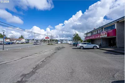 985 Newmark Ave, Coos Bay, OR 97420 - Photo 45