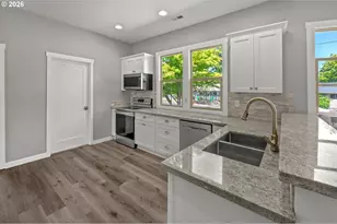 5725 SW Lombard Ave, Beaverton, OR 97005 - Photo 5