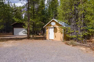 11861 Chinquapin Dr, Crescent Lake, OR 97733 - Photo 3