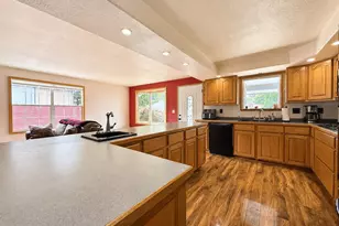 412 Fir St, Brookings, OR 97415 - Photo 11