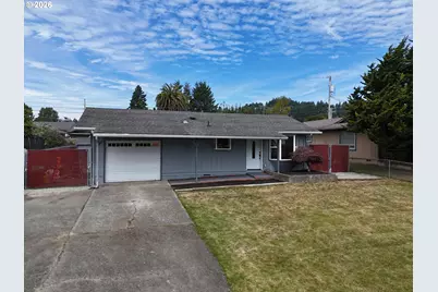 412 Fir St, Brookings, OR 97415 - Photo 35