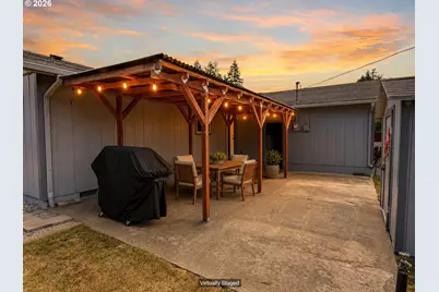 412 Fir St, Brookings, OR 97415 - Photo 27